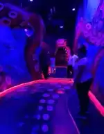 Sea Golf Magaluf – Neon-Minigolf Abenteuer