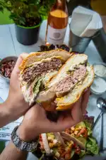 PACO & BEGOÑA Street Food - Bild 6