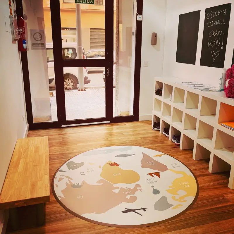 ESCOLETA INFANTIL GRAN MÓN - Bild 1