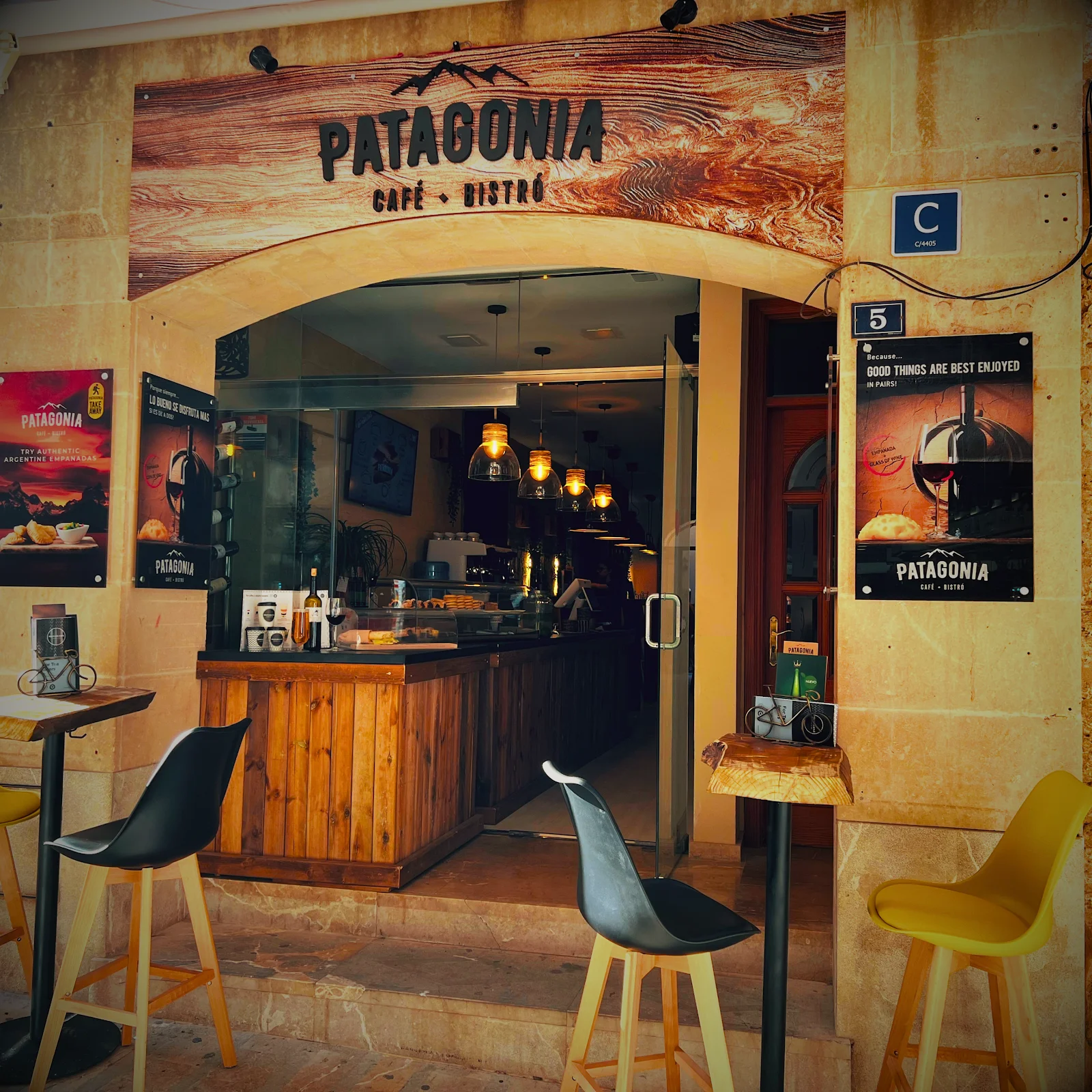 Patagonia Café-Bistro - Image 1