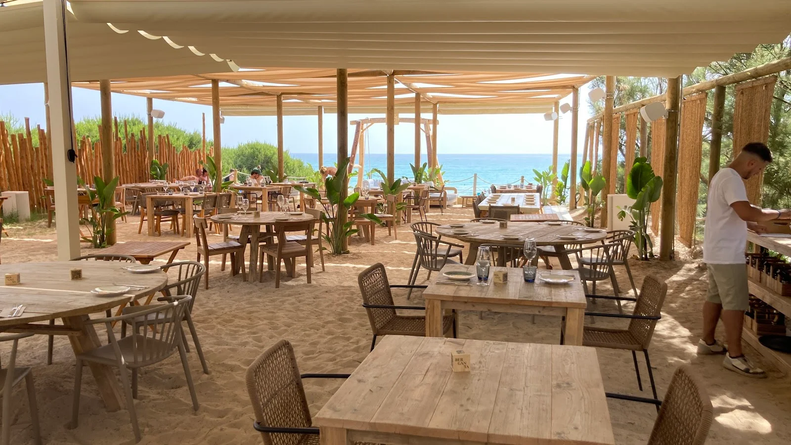Berganta Beach Club