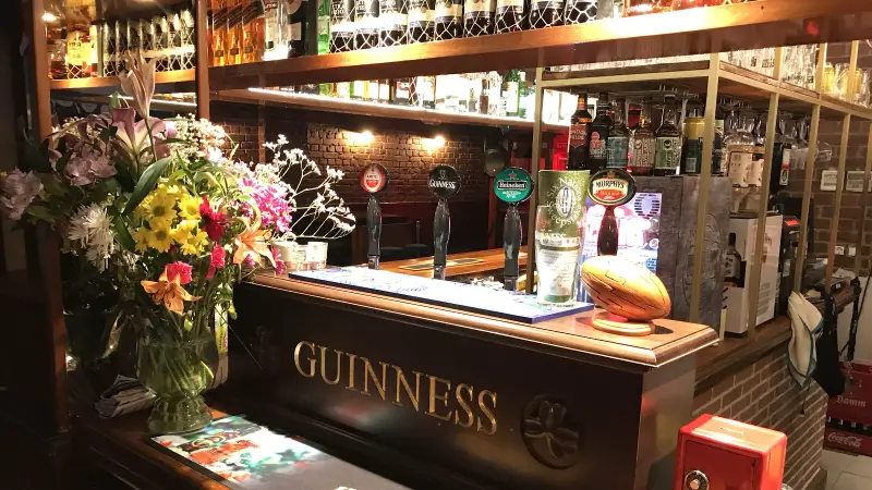 Shelby’s Sports Bar - Imagen 1