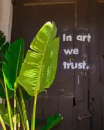 IN THE GALLERY - Bild 8