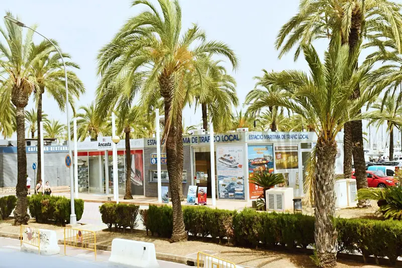 Ancasta International Boat Sales - Bild 1