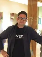 Friedemann Pracht Hairstylist - Image 10