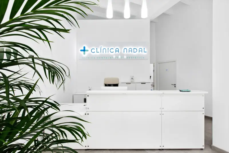 Clinica capilar Nadal - Bild 1