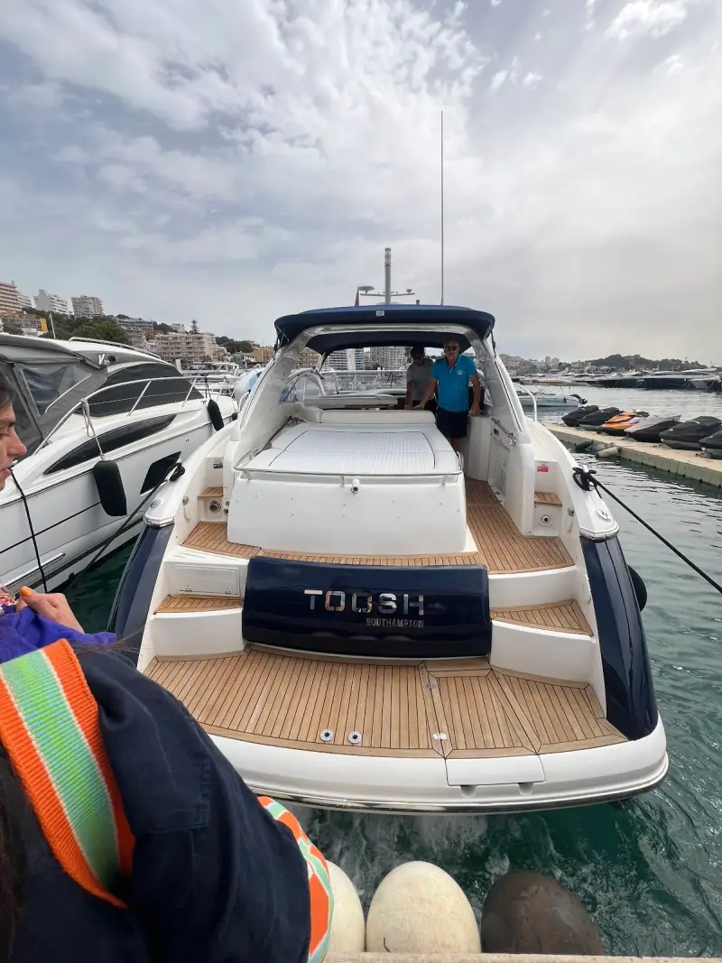 Sunny Day Charter - Bild 1