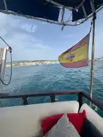 Suite del Mar Yacht Charter - Image 6