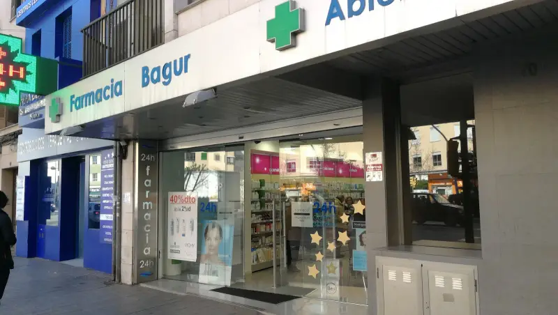 Farmàcia Gaspar Real - Bild 1