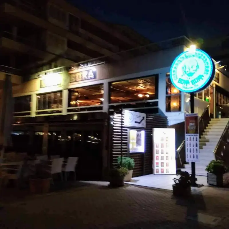 Cala Ratjada Motorradwerkstatt - Bild 1