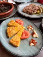 Vi Vermell Tapas - Image 3