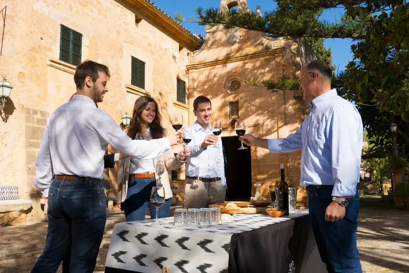 Bodega Finca Son Sureda Ric - Bild 1