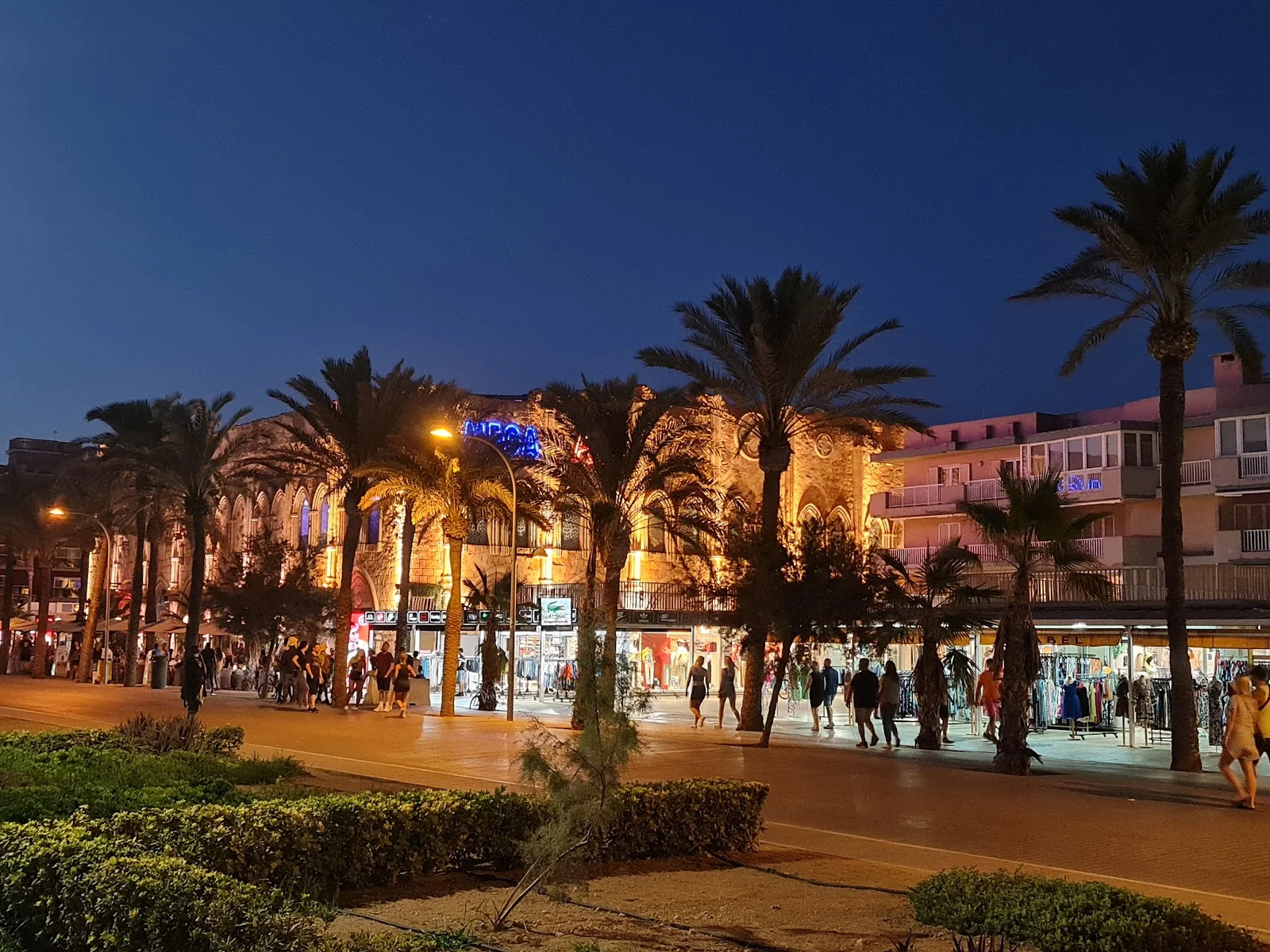 ShowArena im Megapark - Bild 2