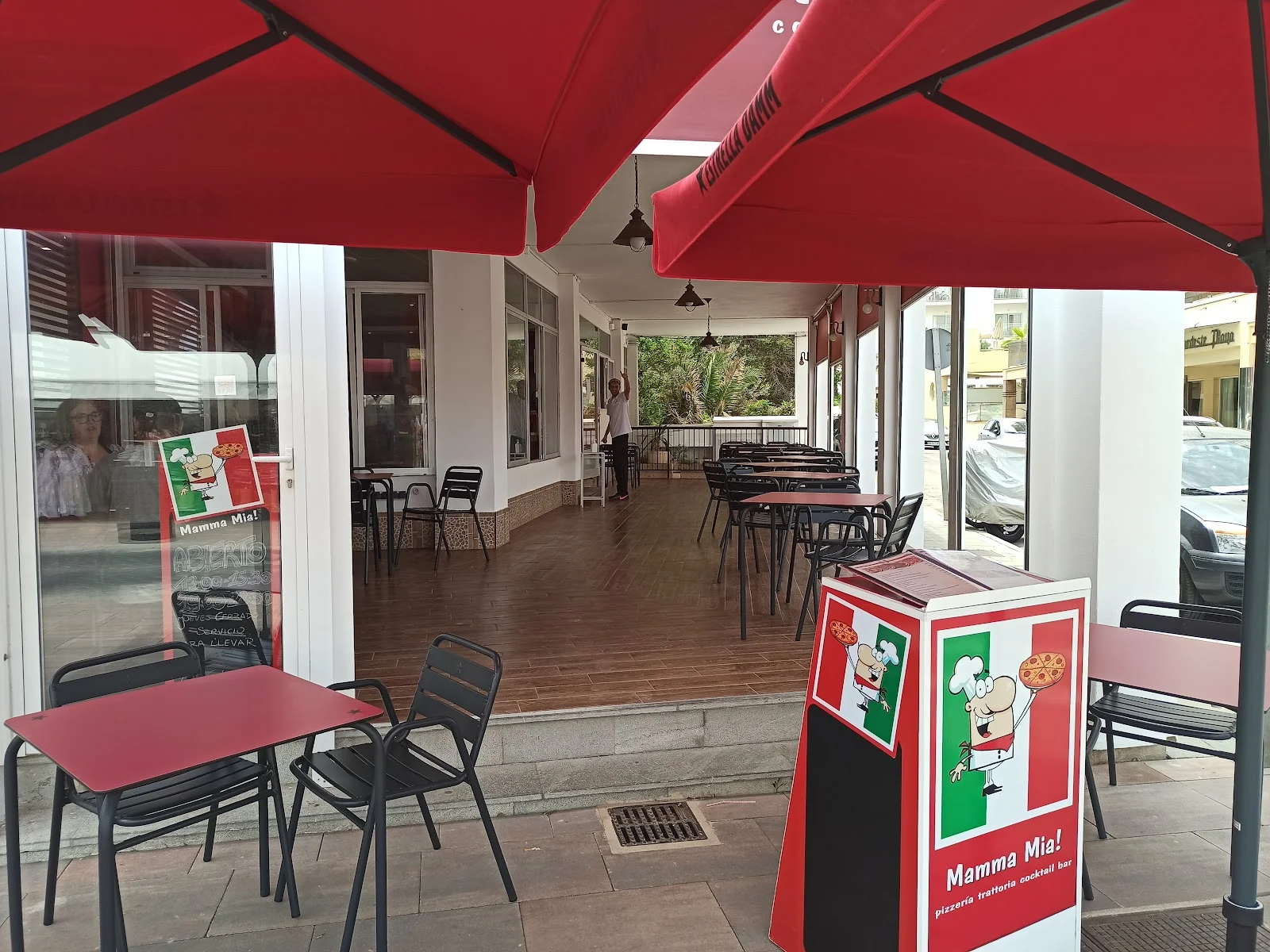 Pizzeria Mamma Mia - Image 1