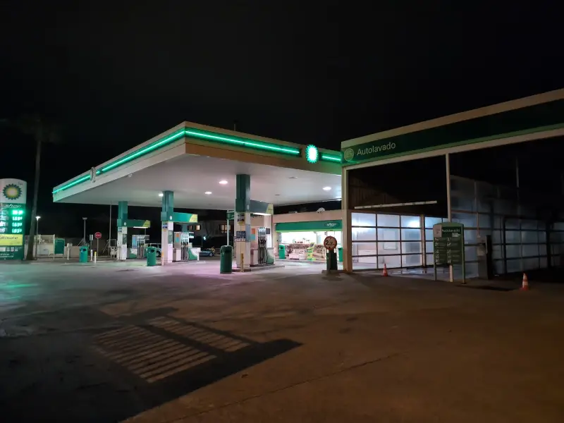 Benzineria s'Arenal - Bild 1