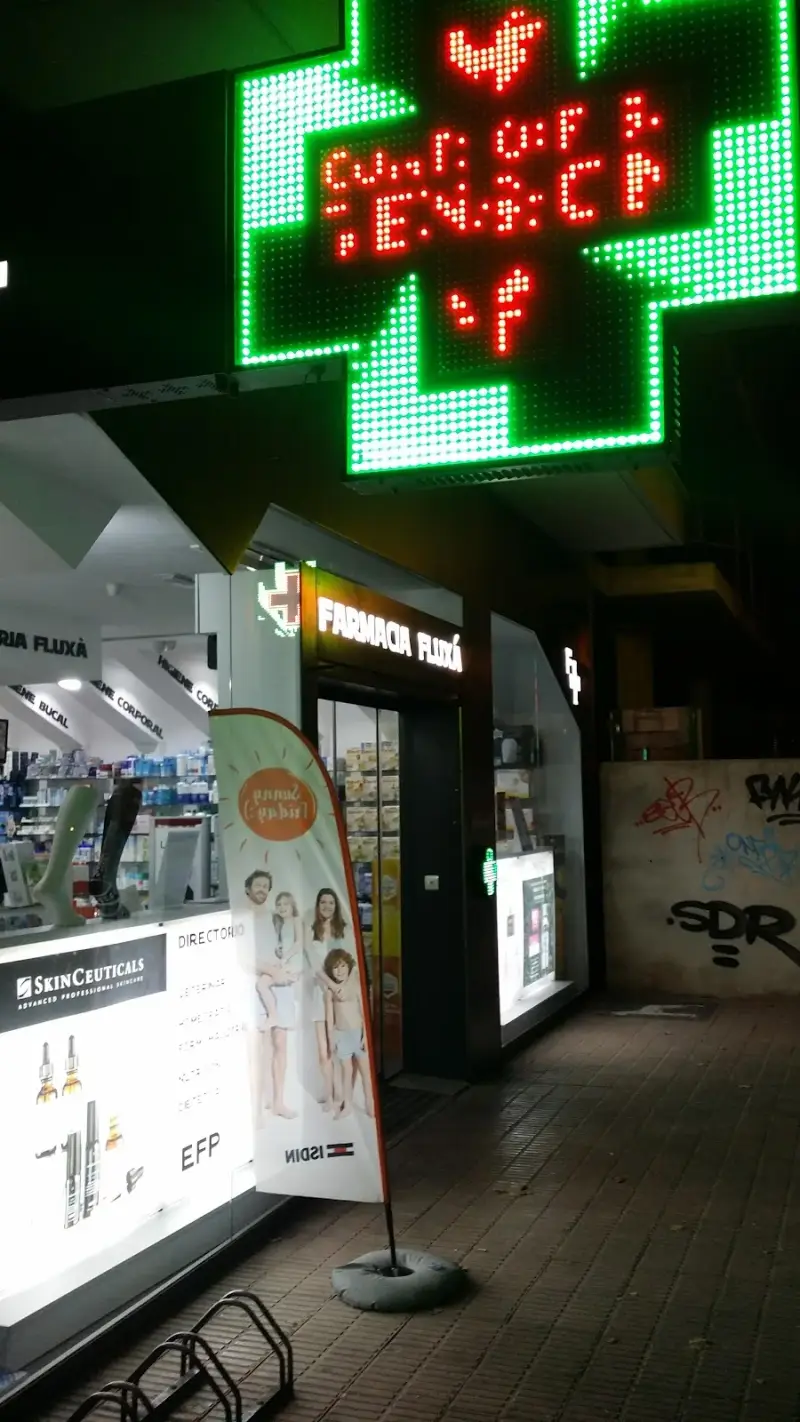 Farmàcia Fluxà - Bild 1