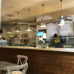 Pizzpazz Pizzería - Image 3