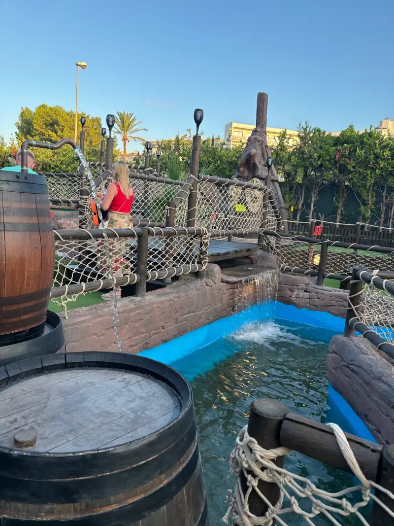 Lost Island Mini Golf - Bild 1