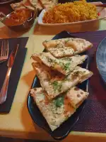 BOSONTO (primavera) Indian Restaurant - Bild 3