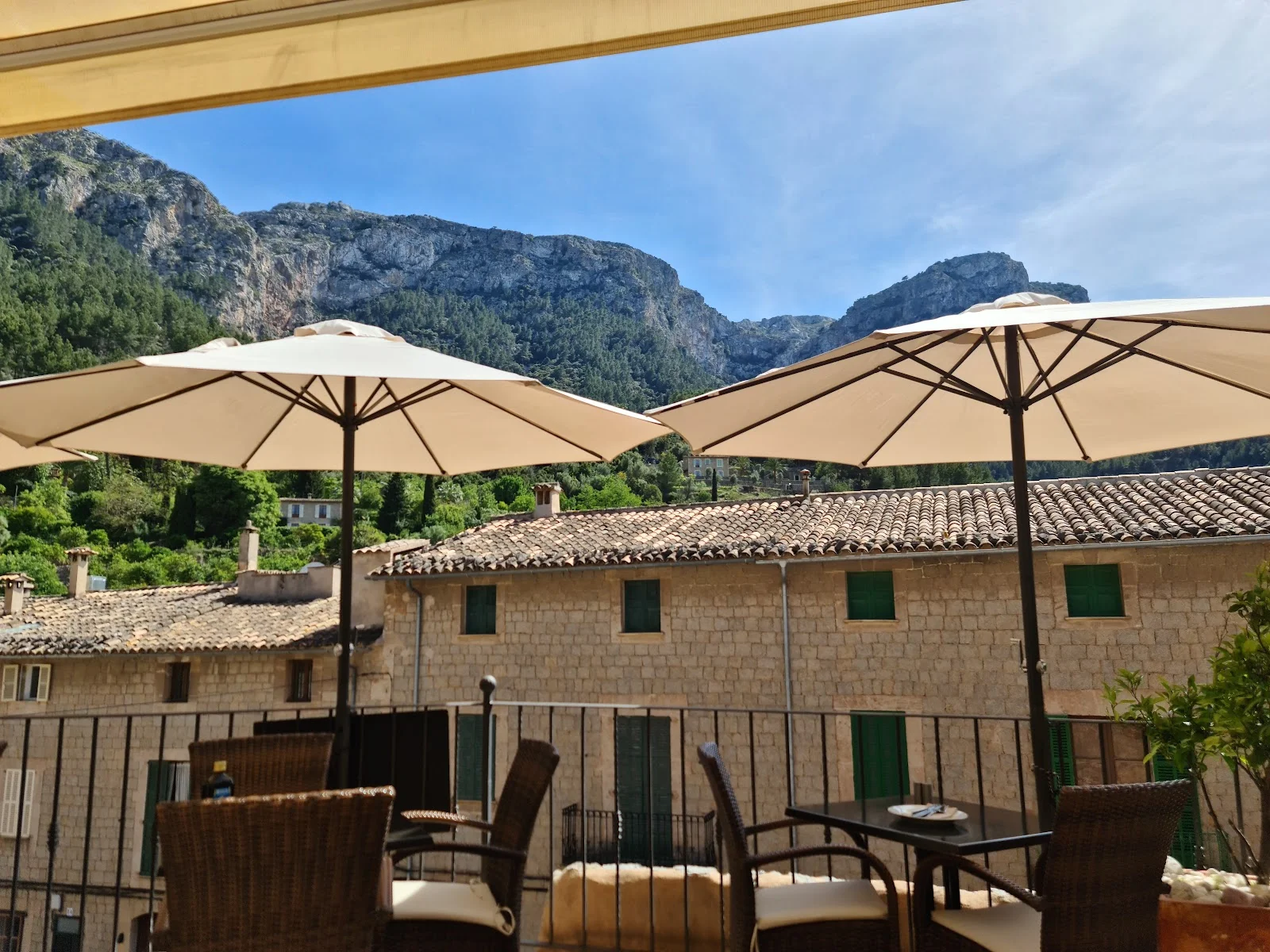 Trattoria Italiana - Image 1