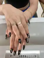 L W Nail Salon - Bild 9