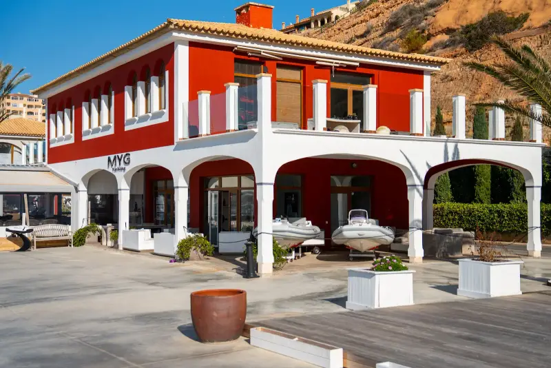 MYG Yachting Consultants - Imagen 1