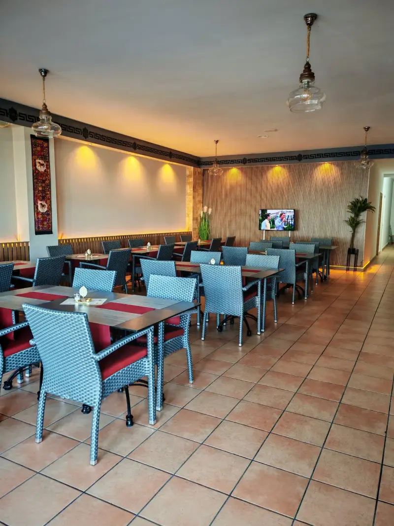 Kashmir Tandoori indian Restaurant - Bild 1