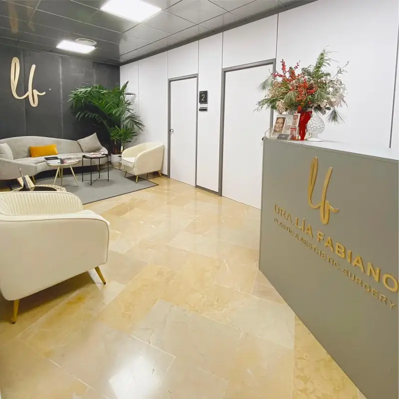 Dra Lia Fabiano - LF Clinic - Imagen 1