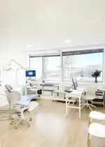 Dentists - Bild 6