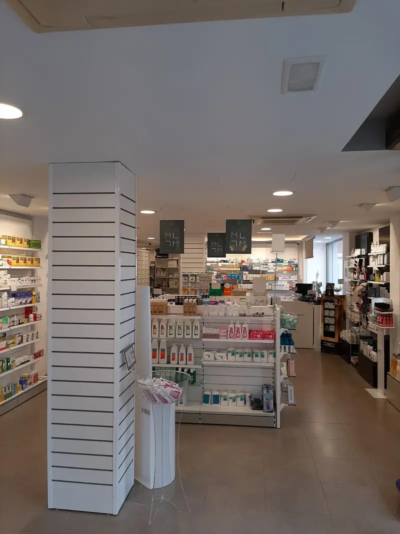 Farmacia Magdalena Mestre Son Cladera - Bild 1