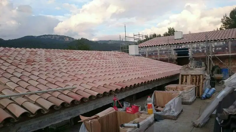 Bedachungen Fernández Dachdecker - Bild 1