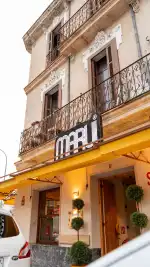 Marui Sushi Bar & Japanese Restaurant