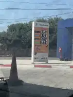 Carrefour Petrol Station - Bild 9