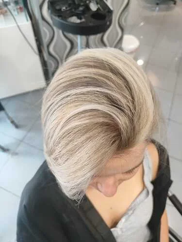 Priscila Leite Salón - Bild 1