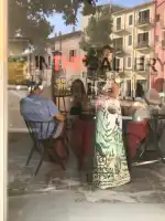 IN THE GALLERY MUSEUM - Bild 7