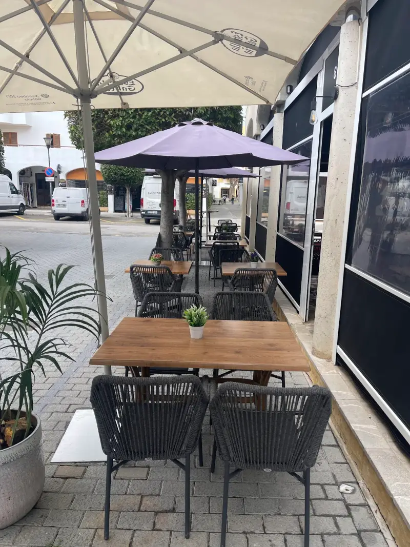 Taj Indian Restaurant & Bar - Bild 1