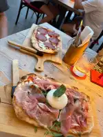 Pizza y mas - Image 4