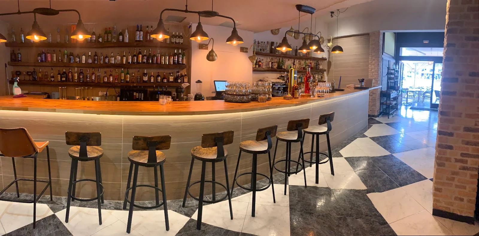 Maxim Restaurant - Imagen 1