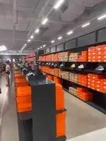 Nike Factory Store - Bild 6