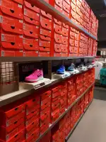 Nike Factory Store - Bild 7