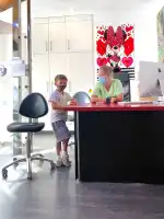 VHD Dental Dr. Victor J.Hernández Darias - Bild 6