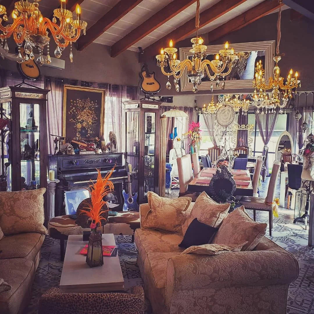 Martinelli Beach Club - Image 1