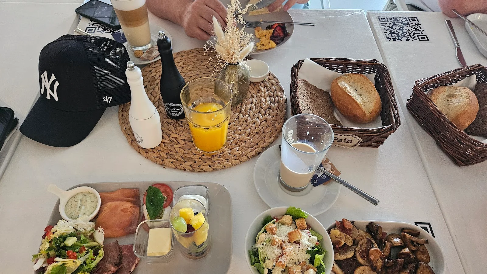 Little Brunch x Little Burger - Bild 1