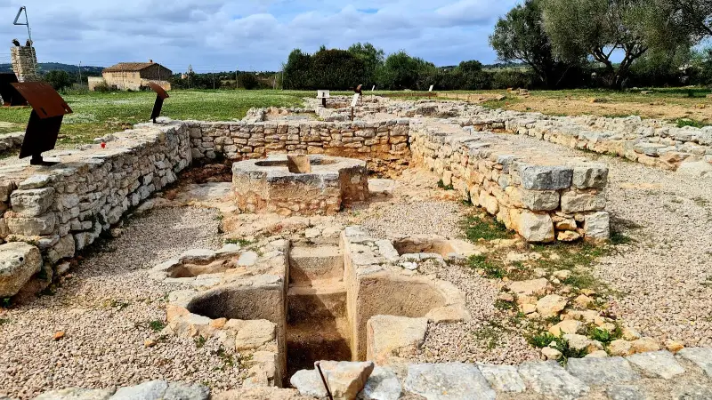 Basílica de Son Peretó - Image 1
