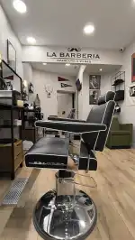 La Barberia Haircuts & Wines - Bild 9