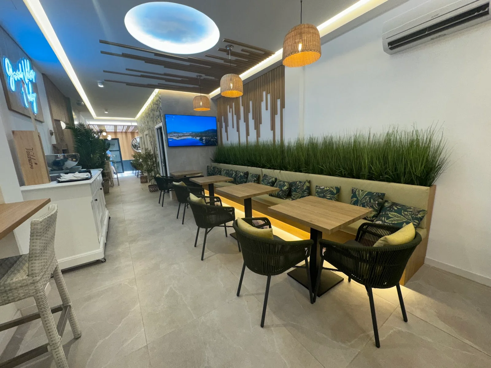 Tentol Tea Room - Image 1