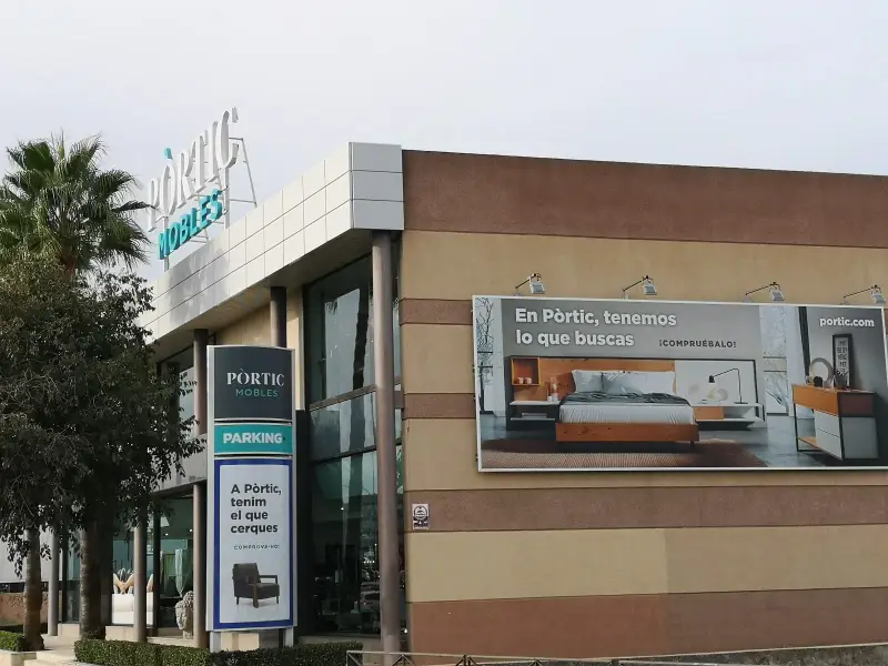 Pòrtic Mobles - Image 1