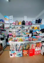 Papelería Son Oliva - Bild 10