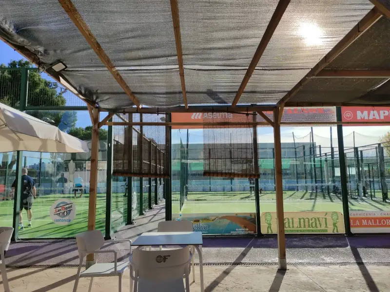 PÀDEL CLUB U36 - Bild 1