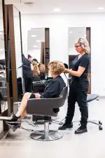 ÉBANNI PELUQUERÍAS ECI - Bild 5